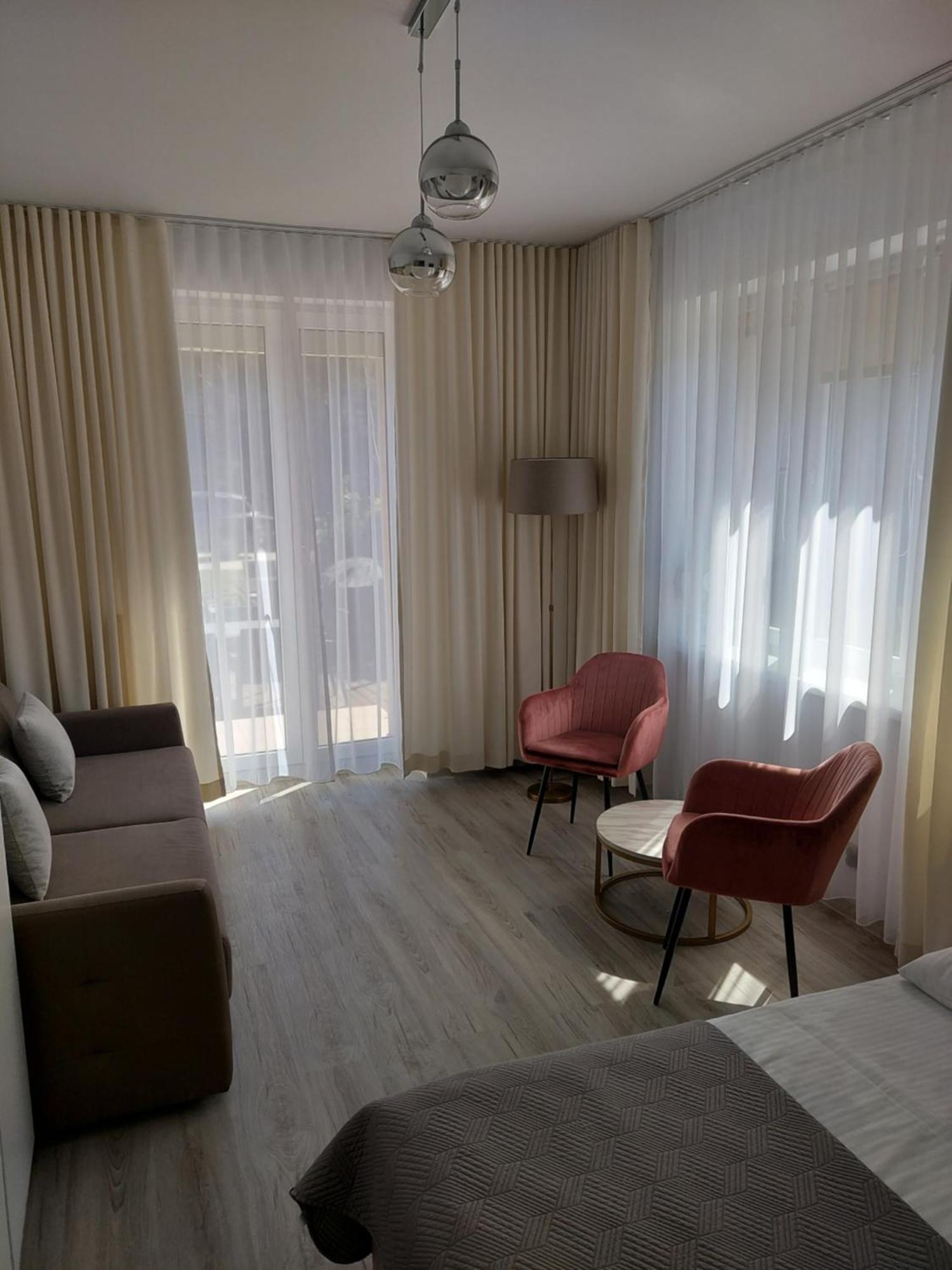 Pokoje Goscinne Silver Rogowo  Esterno foto
